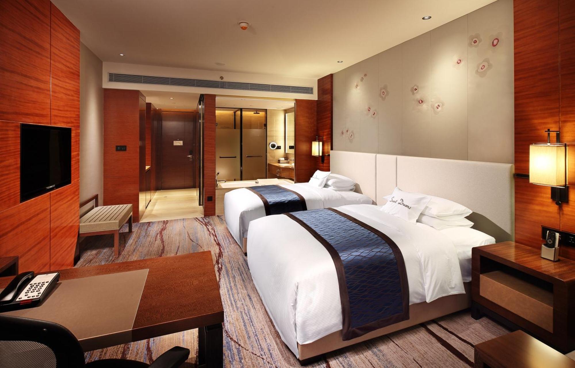 Doubletree By Hilton Hotel Guangzhou-Science City-Free Shuttle Bus To Canton Fair Complex And Dining Offer Eksteriør bilde