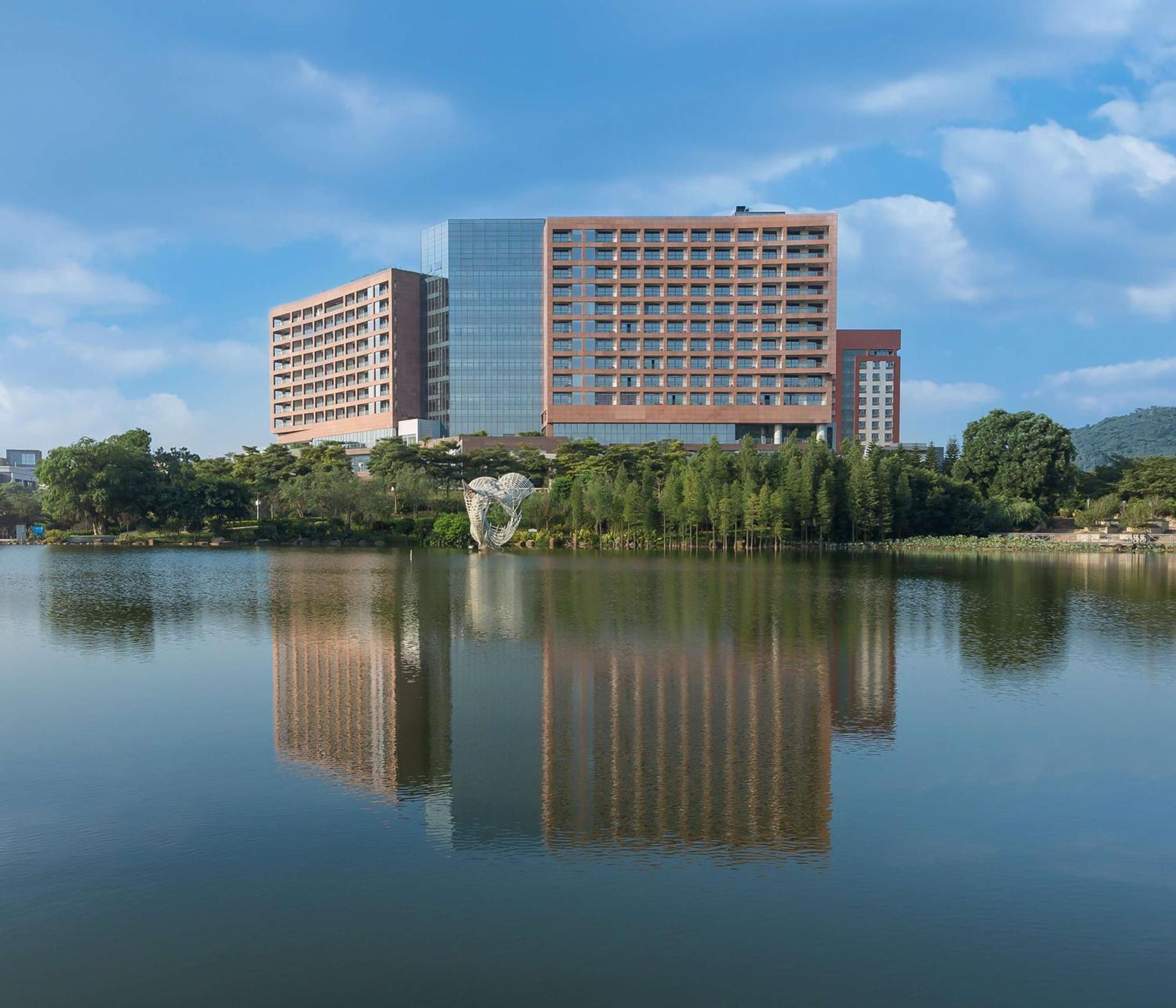 Doubletree By Hilton Hotel Guangzhou-Science City-Free Shuttle Bus To Canton Fair Complex And Dining Offer Eksteriør bilde